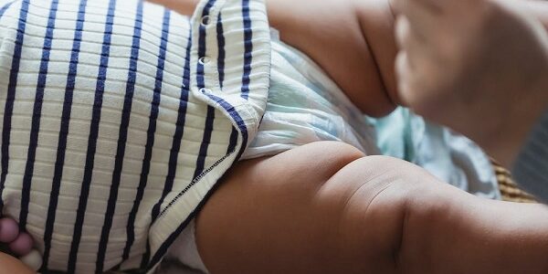 Everything You Need To Know About Wet Wipe Dispensers and Warmers